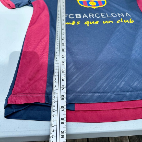 FC Barcelona Short Sleeve Tee Size M 100% Polyester - Picture 3 of 7